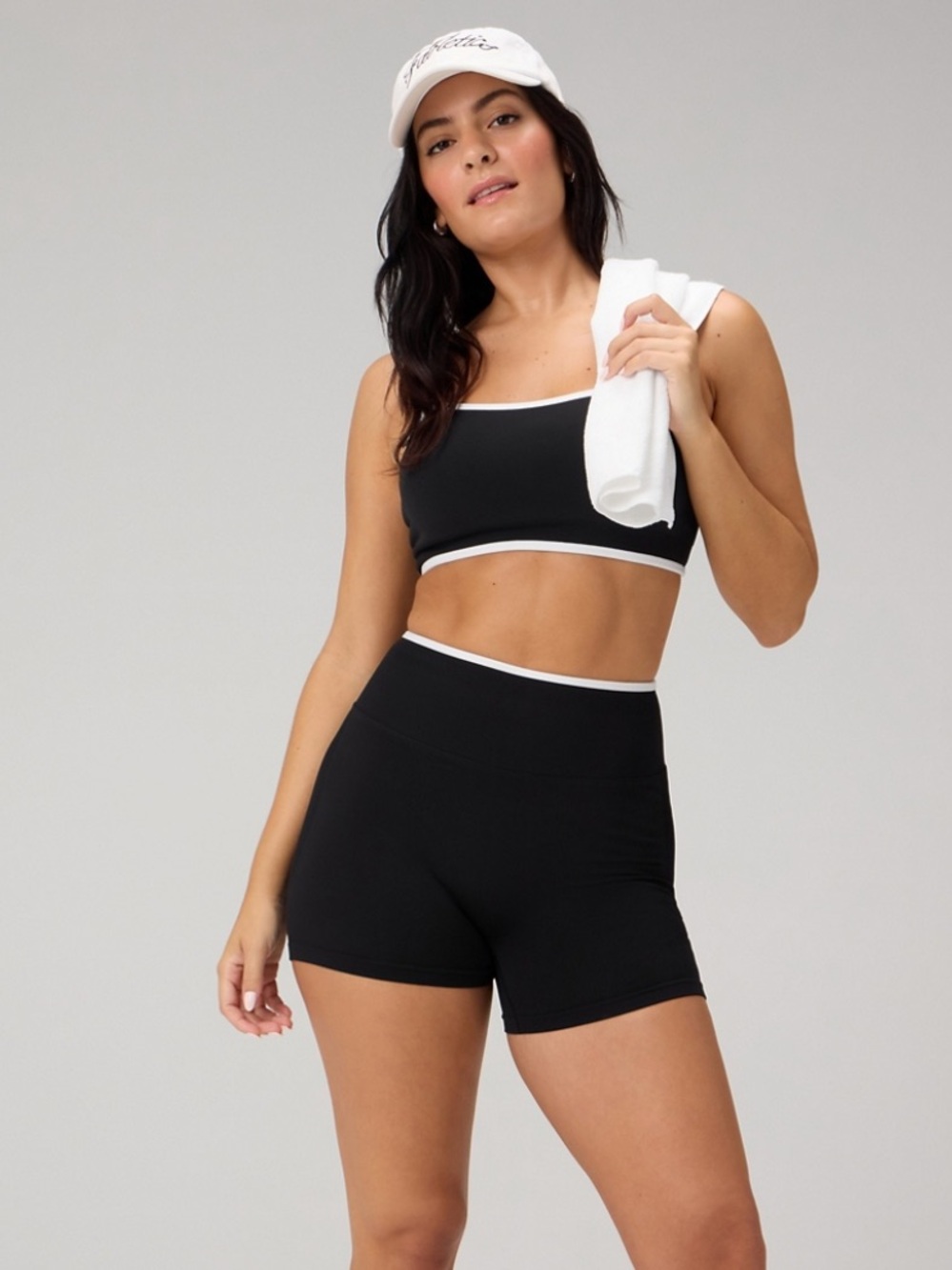 Fabletics SEAMLESS LOW IMPACT BRA and SEAMLESS SCRUNCH SHORT 4" WHOLE SET